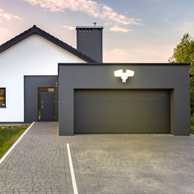 Kültéri fehér LED reflektor PIR érzékelővel 24W/3000K/4000K/6000K - LFX125 5