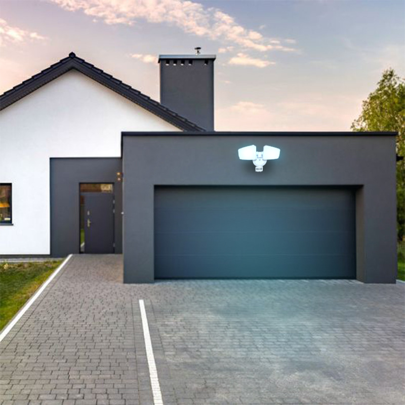 Kültéri fehér LED reflektor PIR érzékelővel 24W/3000K/4000K/6000K - LFX125 6