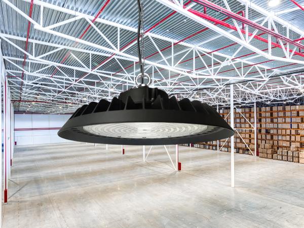 LED csarnokvilágításhoz UFO 200W / IP65 / 5000K / 1 - 10V - LU323/1